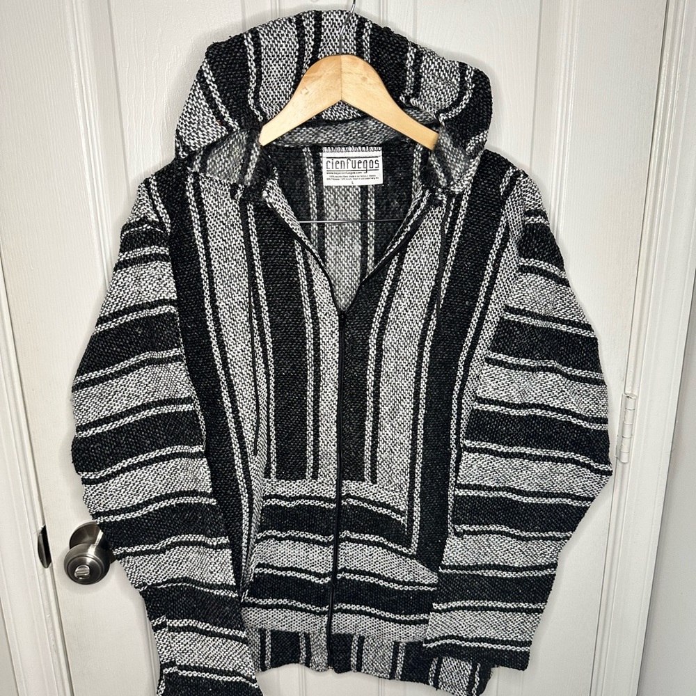 NWT Old School Baja Zippered Hooded Jacket